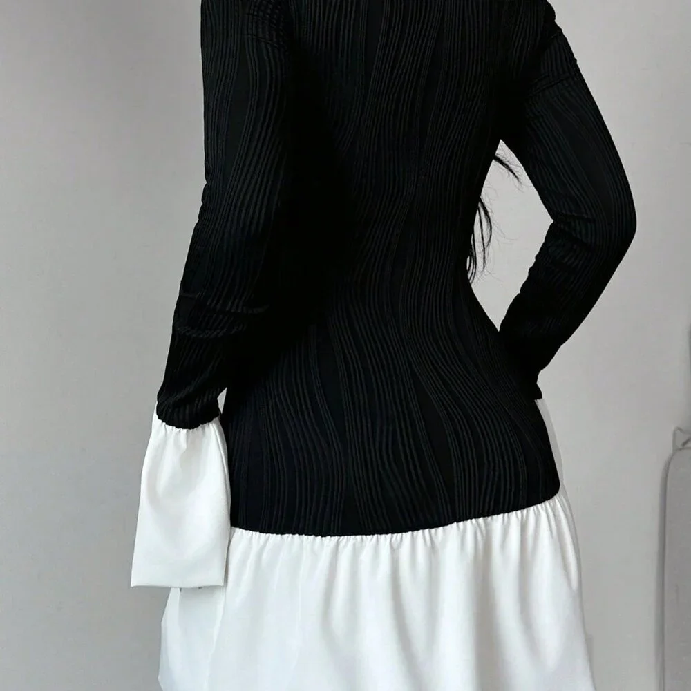 Black And White Elegant Women's Romantic Round Neck Contrast Color Dress - Picture 2 of 5